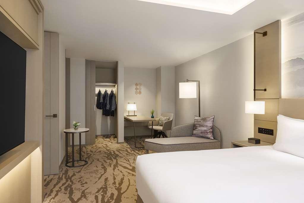 Doubletree By Hilton Toyama Hotell Rom bilde