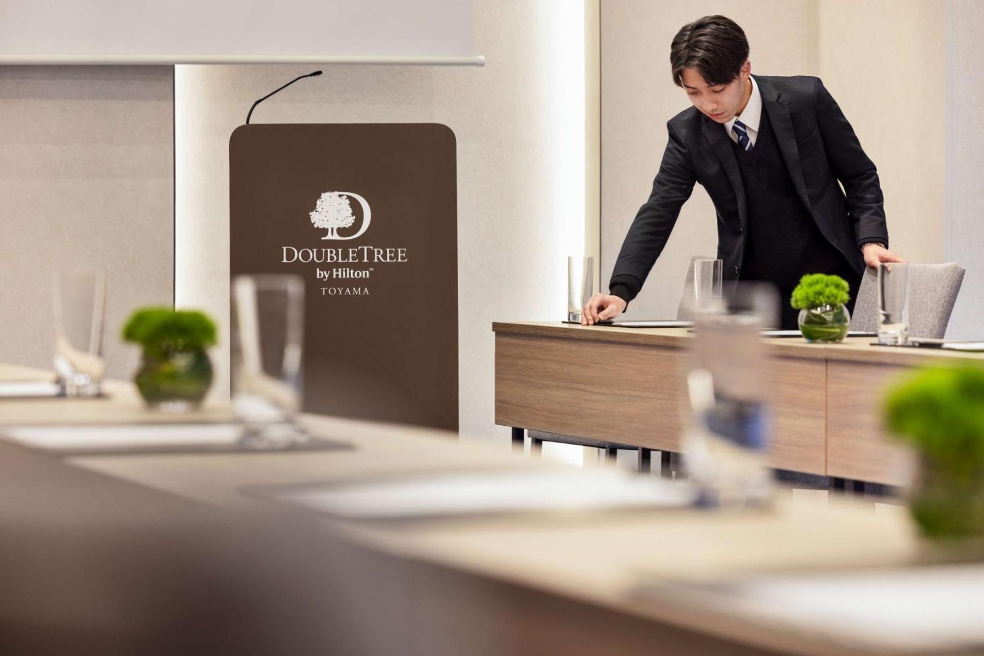 Doubletree By Hilton Toyama Hotell Eksteriør bilde