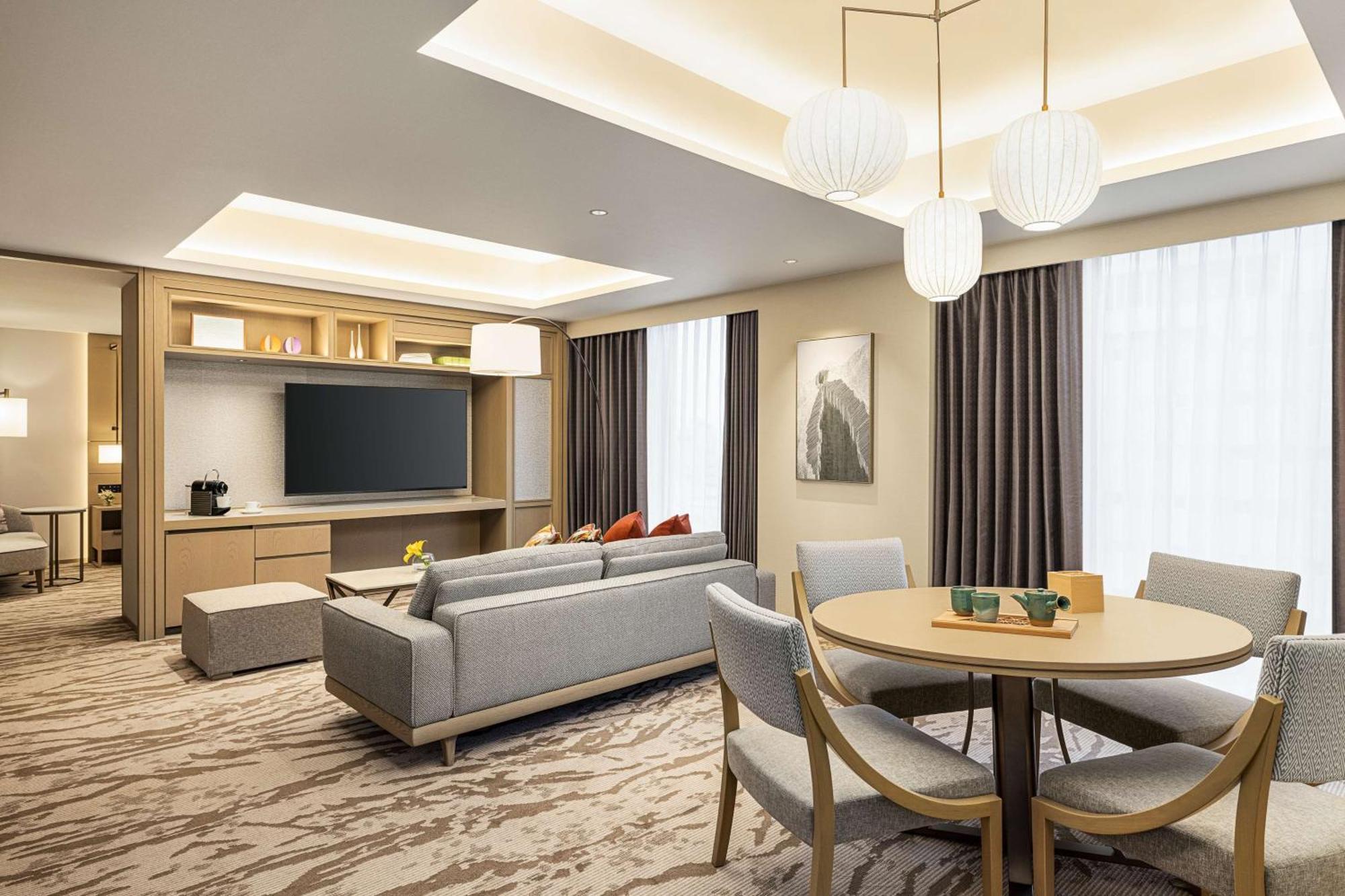 Doubletree By Hilton Toyama Hotell Eksteriør bilde